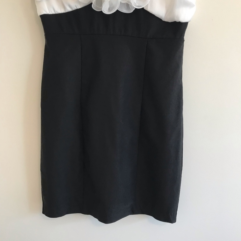 Have & Have | Ruffle Mini Dress - Picture 3 of 6